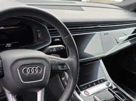 Audi SQ8 TFSI quattro